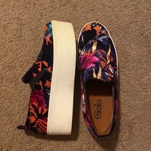 Golo Vivian Colorful Platform Slip-Ons • Women’s Size 6.5